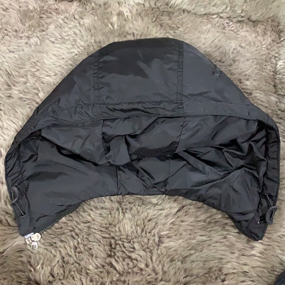 Prada winter jacket - Picture 5 of 6